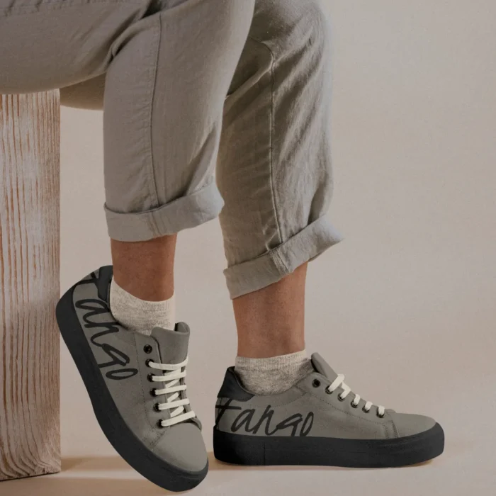 Sneakers casual footwear